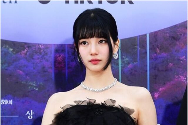 백상 수지 드레스 패션 블랙스완 블랙 시상식드레스는 마르코&마리아
