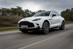 강력한 퍼포먼스의 럭셔리 SUV, 애스턴마틴 DBX707 인기요소 6가지는?