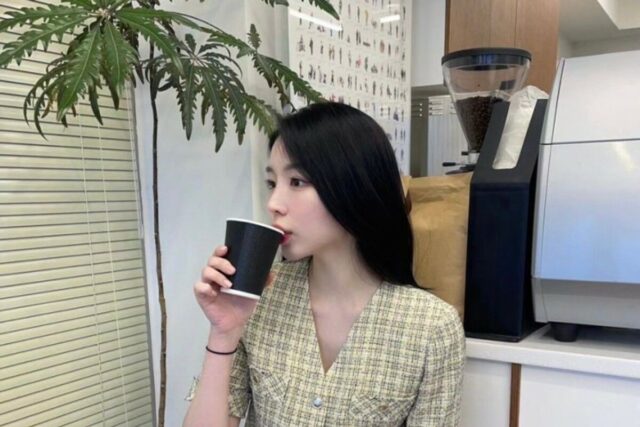 성해은 인스타그램 패션 루에브르 트위드자켓 클래식룩