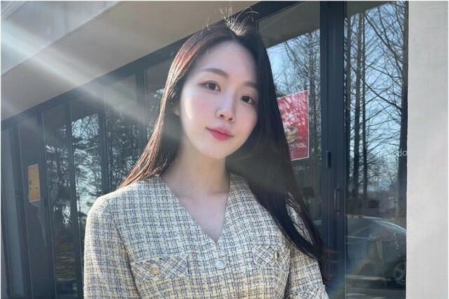 성해은 10만원대 반팔 트위드 자켓 하객룩 추천
