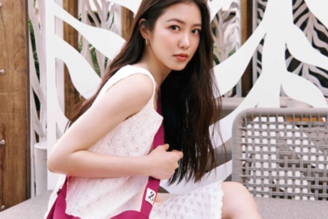 여행 고프다… 신예은, 산뜻한 바캉스룩 화보