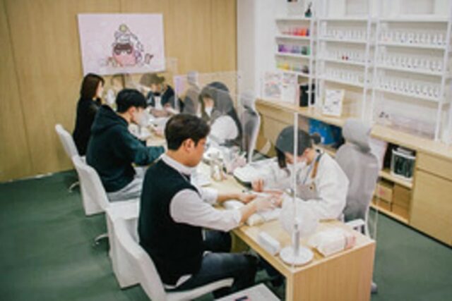 엔씨, 네일케어룸 신설 통해 장애인 고용 확대