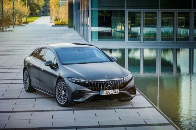 벤츠, ‘AMG EQE 53 4MATIC+’ 국내 출시…”제로백 단 3.5초”