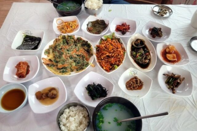 하동 맛집_이화가든 모듬정식( 재첩무침 재첩전 재첩국 참게장)