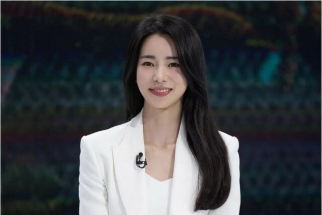 이도현도 반한 임지연 뉴스룸 화이트 정장 여자셋업 브랜드는?