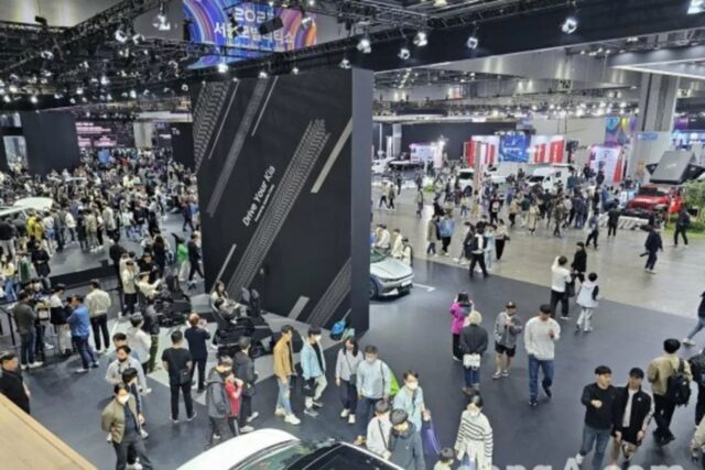 ‘2023 서울모빌리티쇼’ 순항… 사흘간 19만명 방문