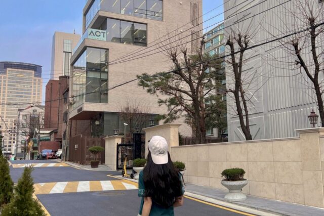 확바뀐 골프룩, 치마? NO, 이 바지가 대세