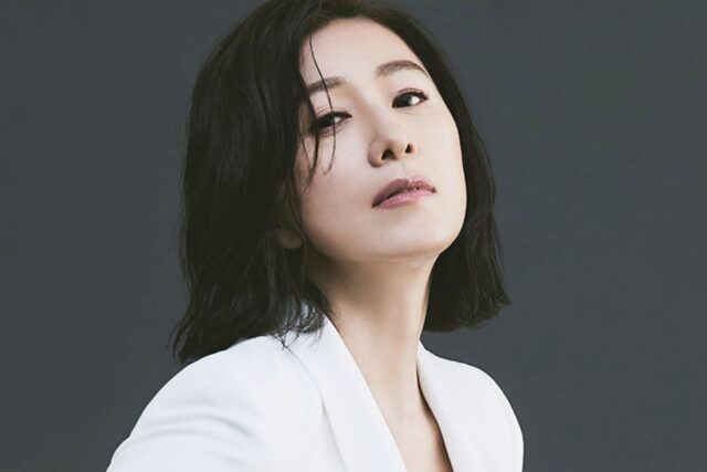 어릴 때 좀 놀아서 술마시다 응급실 실려갔다는 ‘우아함의 아이콘’