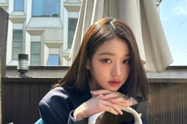 장원영 미우미우 호보백 클래식+시크미 여름가방
