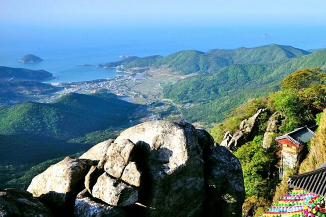 남해볼거리 풍경이 아름다운 금산보리암, 남해산들예술원