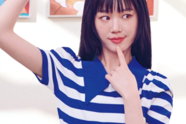 데일리 룩부터 휴양지 패션까지… 이유비의 여름 스타일링 화보