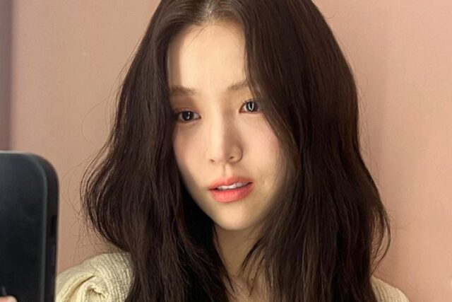 너무 닮아 한소희와 ‘친자매 아니냐’는 말까지 나온 닮은꼴 여배우