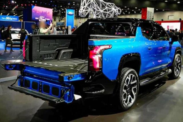“700km 주행” 실버라도 EV 스펙 공개에 픽업 시장 대격변 예고