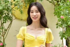 상큼 그잡채..! 임지연 셀프포트레이트 샛노란 원피스 데이트룩 추천