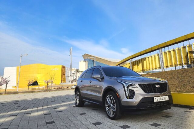 [시승기]볼수록 매력있는 힘찬 프리미엄 SUV 캐딜락 XT4
