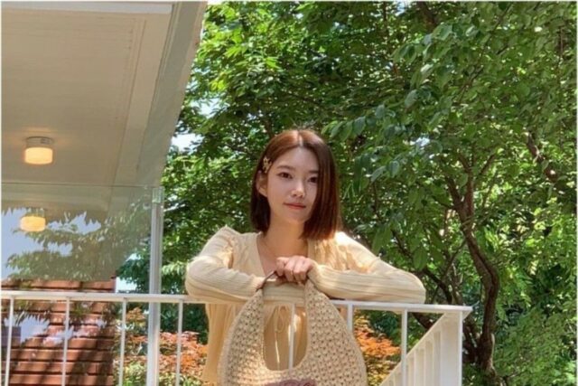 박나언 셀린느 라피아백 클래식 파니에 호보백 여름아이템 추천
