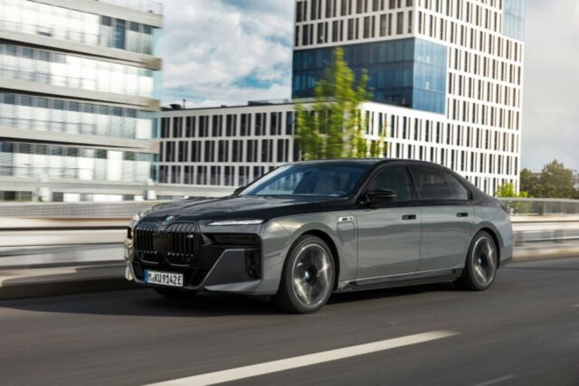 가솔린 PHEV 추가로 선택 폭 넓힌다···BMW, ‘뉴 750e xDrive’ 선봬
