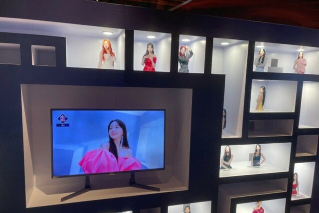 퀸덤퍼즐 걸그룹 최상의 조합을 만들어보는 더현대서울 팝업