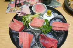 신용산역참치 커플끼리 친구까기 참다랑어 무한리필 즐길 수 있는 오성참치