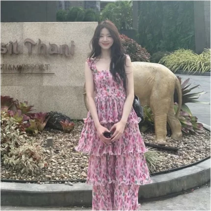 신지연 여행룩 꽃무늬 롱 원피스는 가니 GANNI