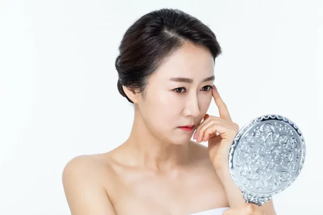 피부 리프팅, 레이저vs실…뭐가 좋을까?
