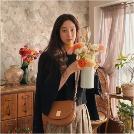 정려원 쿠론 크로스백 30대 데일리백 추천