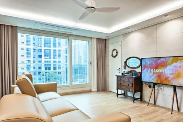 55인치 엘지 LG TV, 티비 스탠드 이젤 거치대 설치 후기