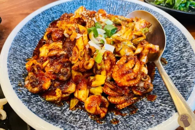 불맛 가득! 맛있게 매운 주꾸미 맛집: 아산 지중해마을 탕정집 쭈꾸미