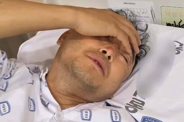 “수술 잘 안 됐다” 희귀 난치병 투병 중인 이봉주의 근황이 전해졌다