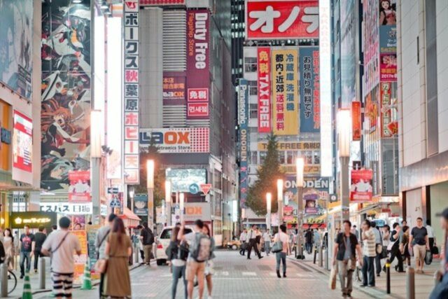‘면세 쇼핑 규제’로 불법 재판매 막는다는 일본