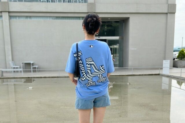 여성 반팔티 시원한 여자 티셔츠 여름 커플템추천해