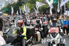 현대차노조, 5년만에 총파업 가세… 경제6단체 “민노총 불법파업”