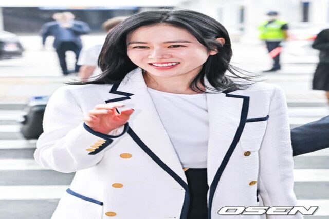 손예진 공항패션 발렌티노 착장정보 (자켓, 쇼츠, 토트백, 슈즈)