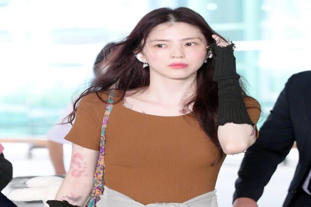 한소희 공항패션 2만원대 이미스 에코백 가방 & 타투