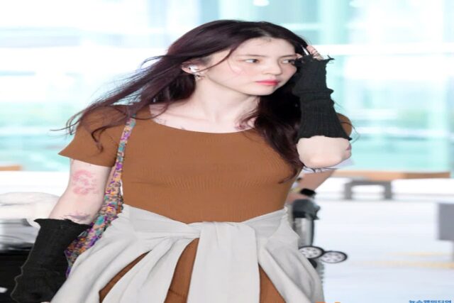 한소희 공항패션 페미닌한 펑크룩 (헤더먼트, 이미스, 디올, 부쉐론, 오픈와이와이)