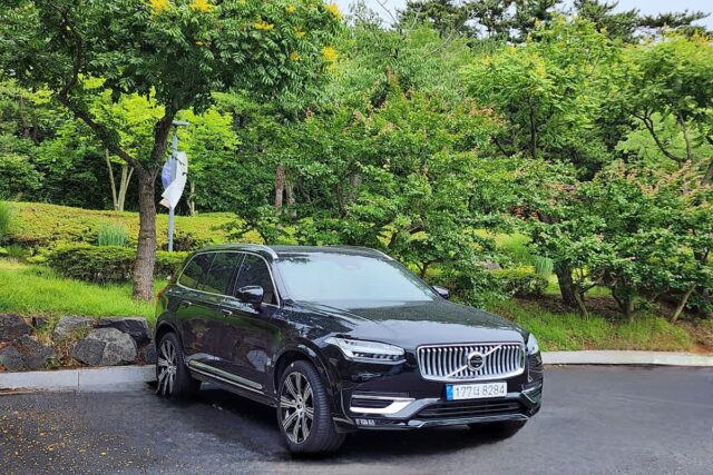 [시승기]안전과 안정, 편안한 볼보 플래그십 SUV VOLVO XC90