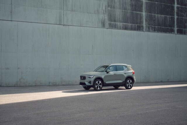 볼보, 콤팩트 SUV ‘XC40 세이지 그린’ 에디션 25대 한정 온라인 선착순으로 만난다