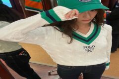 크리스탈 정수정 폴로랄프포렌 스웨터 클래식룩 스포티룩