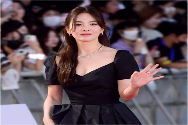 청룡시리즈어워즈 송혜교 드레스 아보아보 블랙원피스와 쇼메 귀걸이 목걸이 주얼리 가격 정보