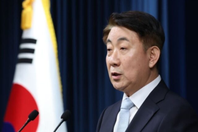 이동관 “배우자 명의 대출, 금융실명법 위반 아냐”