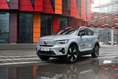 주행거리 51km 늘었다···볼보, 전기 SUV ‘C40 리차지’ 2024년식 모델 선봬