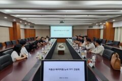 현대차 노사, 8자녀 다둥이 직원에 11인승 스타리아 선물