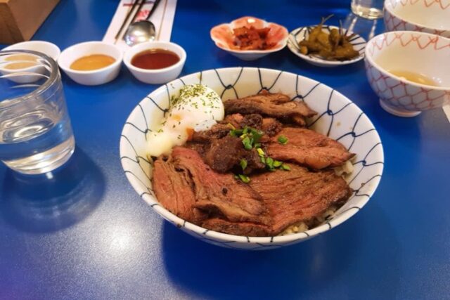 망원데이트 딥블루레이크에서 커피마시고 원기정 덮밥