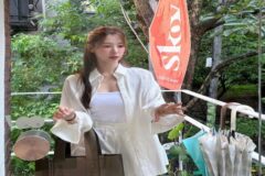 이나연 인스타 우이 셔츠 끌로에 토트백 가격은?