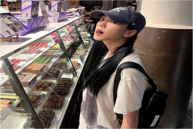 블랙핑크 지수 가방 메종마르지엘라 카메라백 가격은?