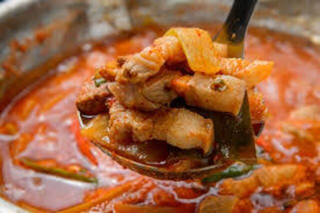 전문점 뺨치는 김치찌개 맛있게 만드는 방법~!!