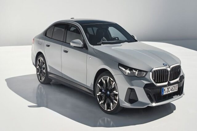 수입차 1위 BMW 추격하는 벤츠…변수는 할인 경쟁