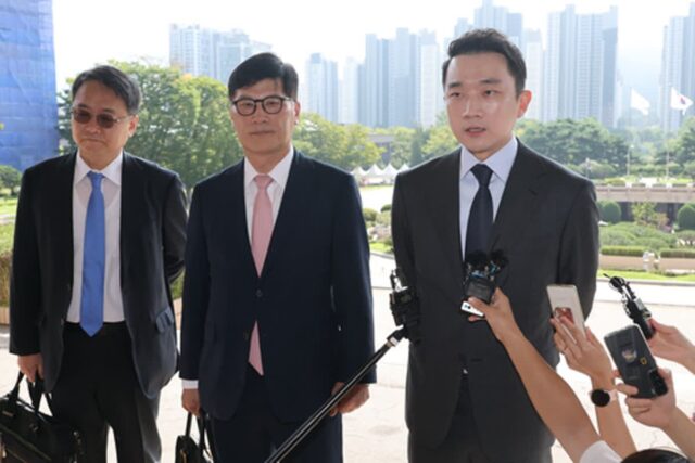 변협 로톡 이용 징계 적법 판단 또 미뤄져