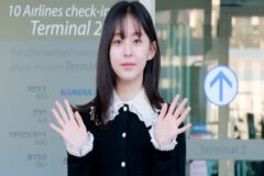 [★공항패션] 박지후, 카디건+청바지로 워너비 여친룩 완성