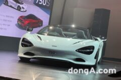 ‘슈퍼 슬림’ 맥라렌 750S 출시… 시속 200km 7.2초 주파